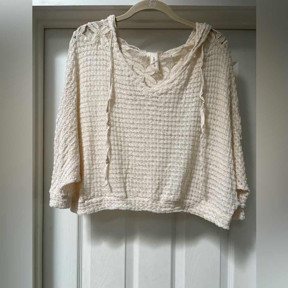 Robin K Cream Textured Sweater
